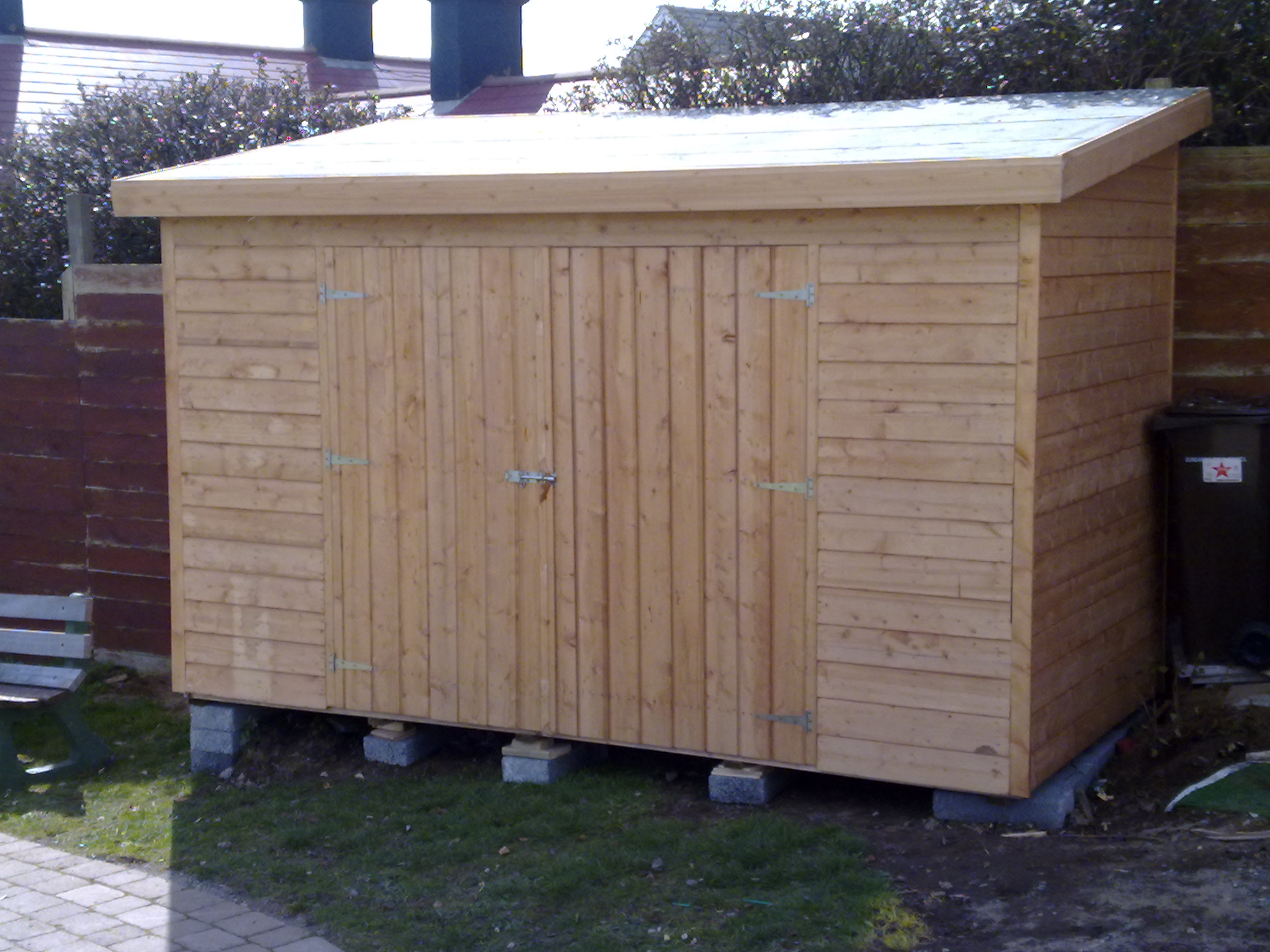 02 Deluxe Cabin 10x6