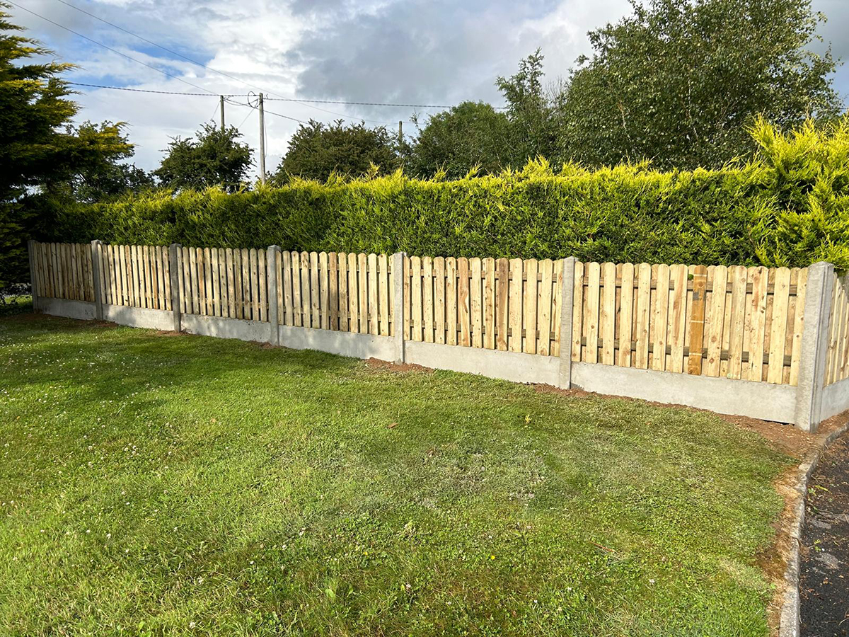 Hit and Miss Fence 5