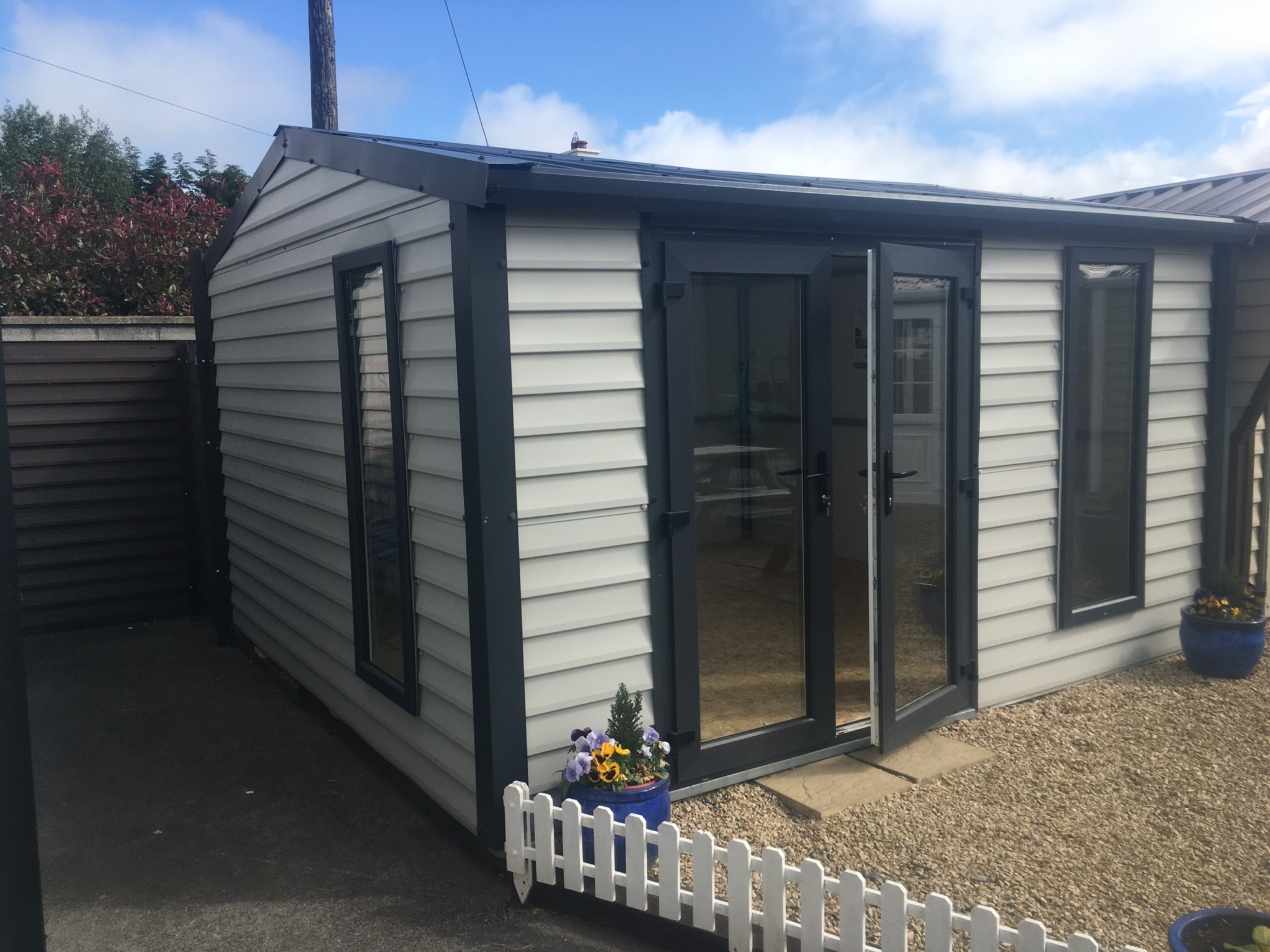 10 Goosewing Insulated Shed