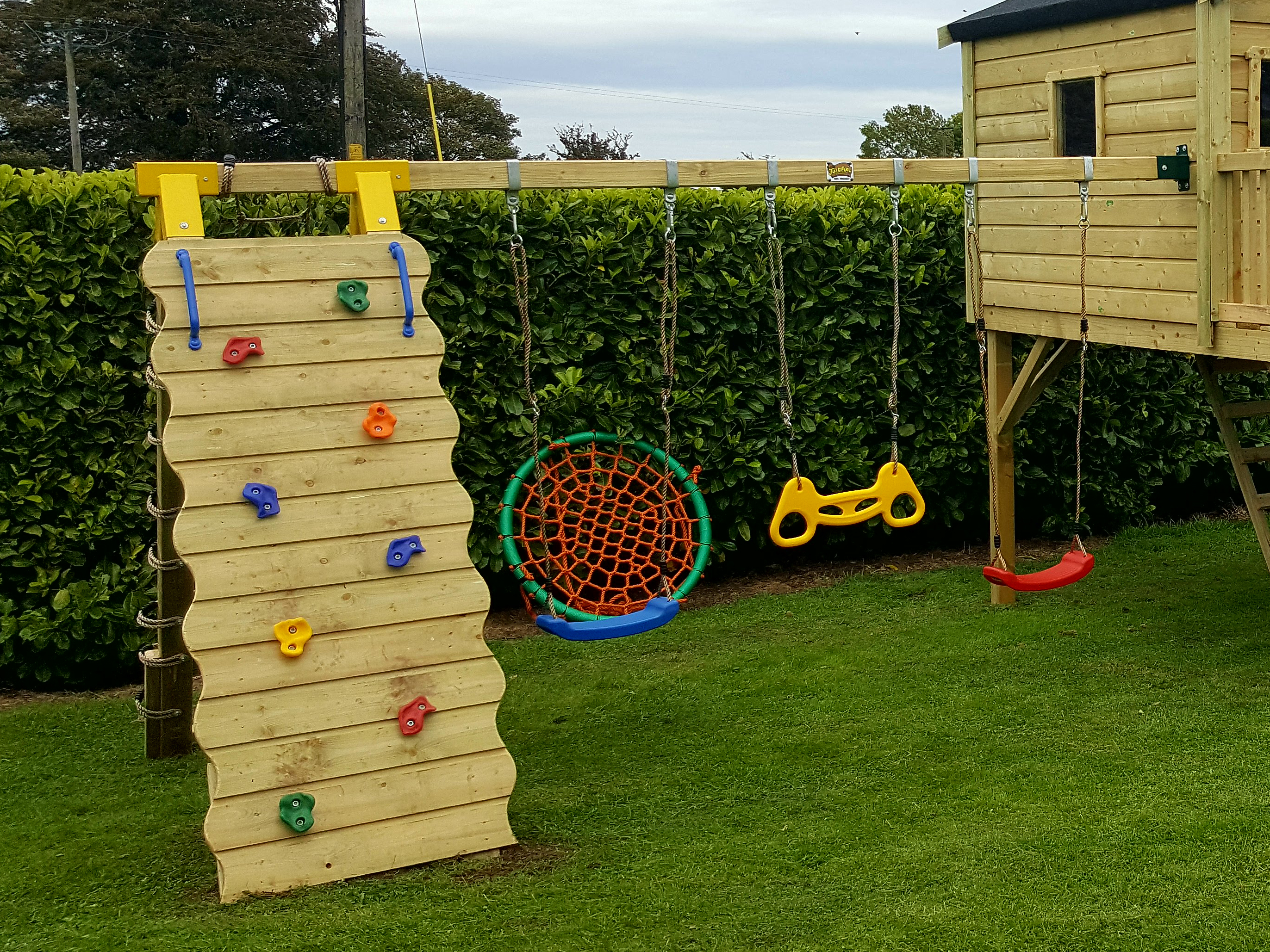 Treble Swing with Jumbo Climbing Wall